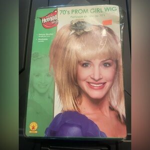 🔴 3/$12 NWT Rubie’s Blonde‎ 70’s Prom Girl Wig Costume Retro Disco One Size